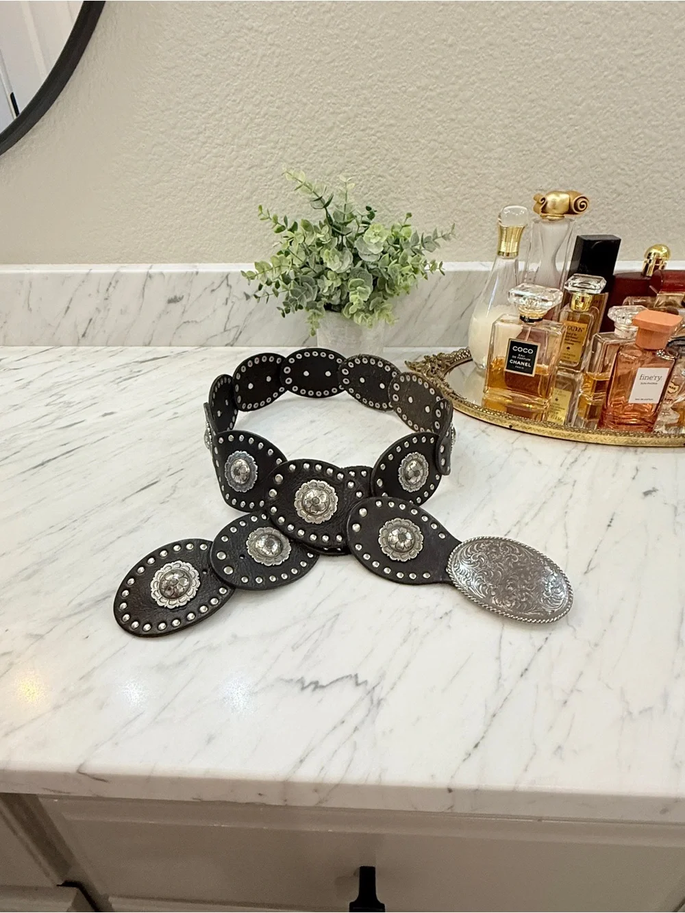 Vintage 90s Fossil Black Leather Concho Belt – Heavy Western Boho – Size Medium